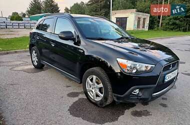 Внедорожник / Кроссовер Mitsubishi ASX 2011 в Ватутино