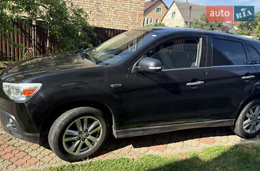 Внедорожник / Кроссовер Mitsubishi ASX 2010 в 