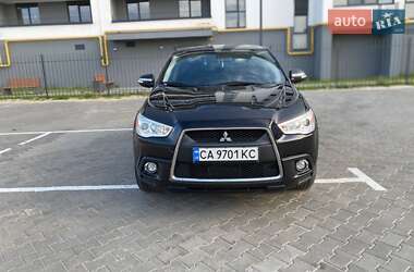 Внедорожник / Кроссовер Mitsubishi ASX 2010 в 