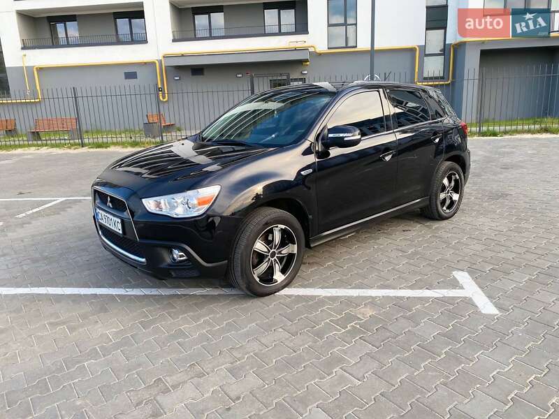 Позашляховик / Кросовер Mitsubishi ASX 2010 в Черкасах
