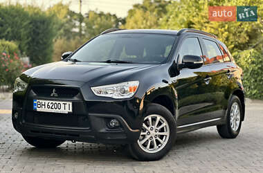 Внедорожник / Кроссовер Mitsubishi ASX 2010 в 