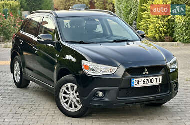 Внедорожник / Кроссовер Mitsubishi ASX 2010 в 