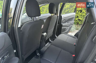 Внедорожник / Кроссовер Mitsubishi ASX 2010 в 