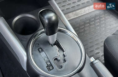 Внедорожник / Кроссовер Mitsubishi ASX 2010 в 