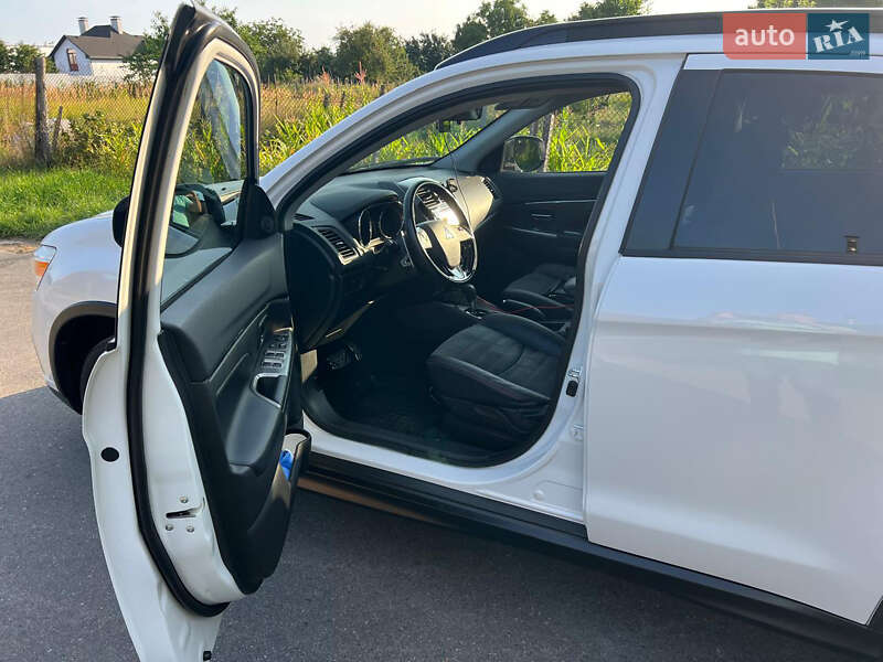 Позашляховик / Кросовер Mitsubishi ASX 2017 в Києві фото 15 Позашляховик / Кросовер Mitsubishi ASX 2017 в Києві