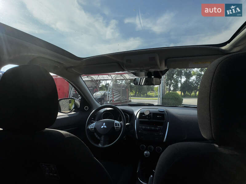 Позашляховик / Кросовер Mitsubishi ASX 2011 в Львові фото 8 Позашляховик / Кросовер Mitsubishi ASX 2011 в Львові
