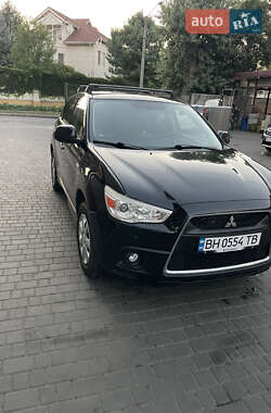 Внедорожник / Кроссовер Mitsubishi ASX 2011 в 