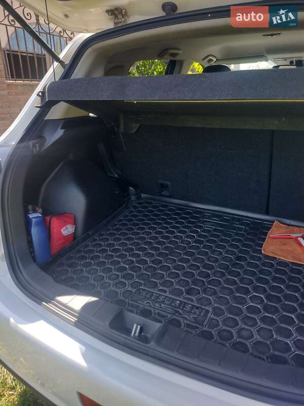 Внедорожник / Кроссовер Mitsubishi ASX 2015 в Ивано-Франковске фото 41 Внедорожник / Кроссовер Mitsubishi ASX 2015 в Ивано-Франковске