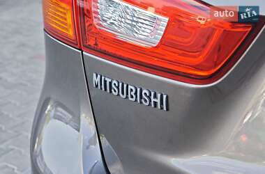Позашляховик / Кросовер Mitsubishi ASX 2016 в 