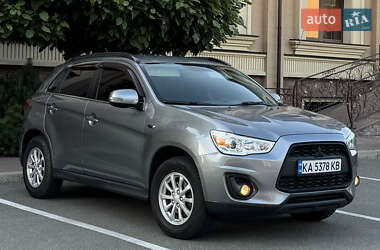 Внедорожник / Кроссовер Mitsubishi ASX 2013 в 