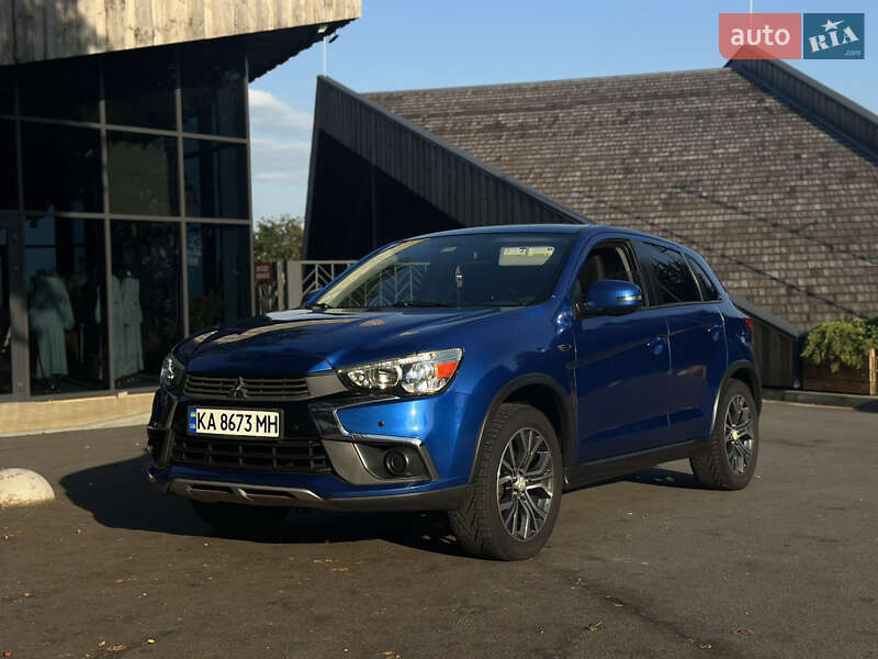 Внедорожник / Кроссовер Mitsubishi ASX 2016 в Киеве