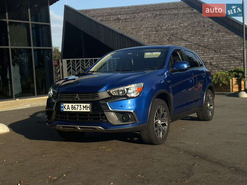 Внедорожник / Кроссовер Mitsubishi ASX 2016 в Киеве