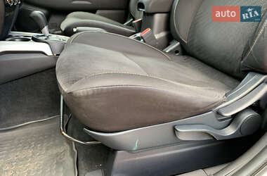 Внедорожник / Кроссовер Mitsubishi ASX 2013 в 