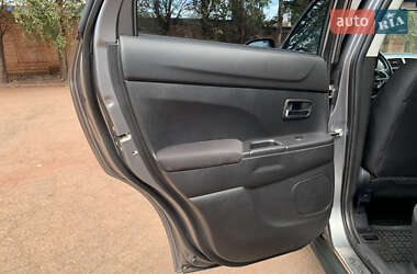 Внедорожник / Кроссовер Mitsubishi ASX 2013 в 