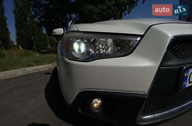 Внедорожник / Кроссовер Mitsubishi ASX 2010 в 