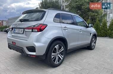 Внедорожник / Кроссовер Mitsubishi ASX 2021 в 