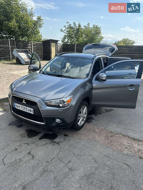Mitsubishi ASX 2011