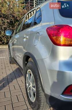 Внедорожник / Кроссовер Mitsubishi ASX 2019 в 