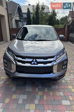 Внедорожник / Кроссовер Mitsubishi ASX 2024 в 