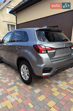Внедорожник / Кроссовер Mitsubishi ASX 2024 в 