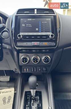 Внедорожник / Кроссовер Mitsubishi ASX 2024 в 