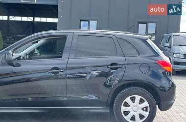 Внедорожник / Кроссовер Mitsubishi ASX 2014 в 