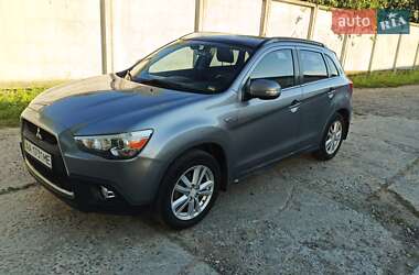Позашляховик / Кросовер Mitsubishi ASX 2011 в Києві