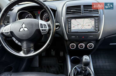 Внедорожник / Кроссовер Mitsubishi ASX 2011 в 