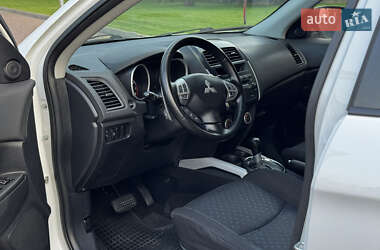 Внедорожник / Кроссовер Mitsubishi ASX 2011 в 