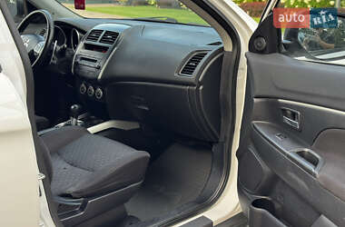 Внедорожник / Кроссовер Mitsubishi ASX 2011 в 