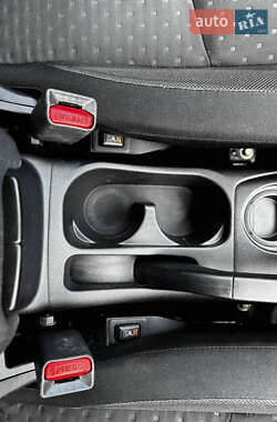 Внедорожник / Кроссовер Mitsubishi ASX 2011 в 