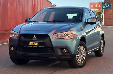 Позашляховик / Кросовер Mitsubishi ASX 2010 в Києві