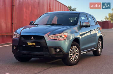 Внедорожник / Кроссовер Mitsubishi ASX 2010 в 