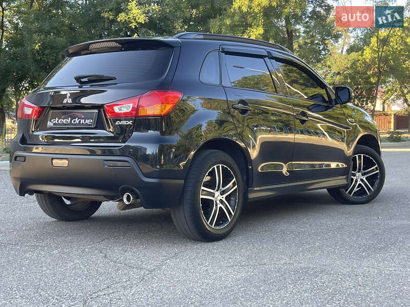 Внедорожник / Кроссовер Mitsubishi ASX 2011 в Николаеве