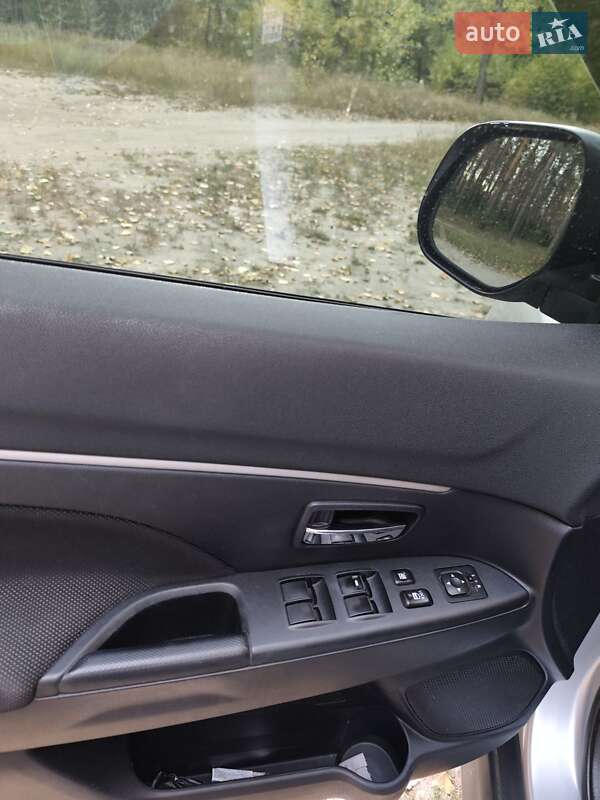 Внедорожник / Кроссовер Mitsubishi ASX 2011 в Кропивницком