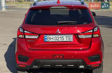 Внедорожник / Кроссовер Mitsubishi ASX 2022 в 