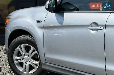 Внедорожник / Кроссовер Mitsubishi ASX 2010 в 