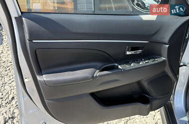 Внедорожник / Кроссовер Mitsubishi ASX 2010 в 