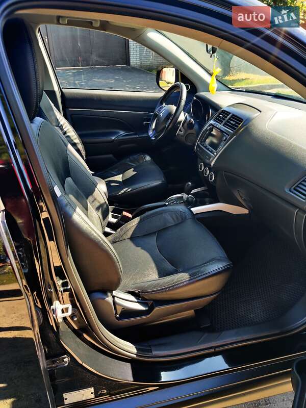 Внедорожник / Кроссовер Mitsubishi ASX 2013 в Сумах