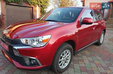 Внедорожник / Кроссовер Mitsubishi ASX 2017 в 