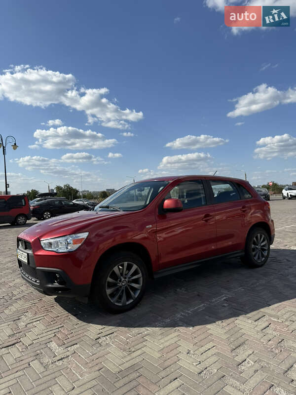 Позашляховик / Кросовер Mitsubishi ASX 2012 в Харкові