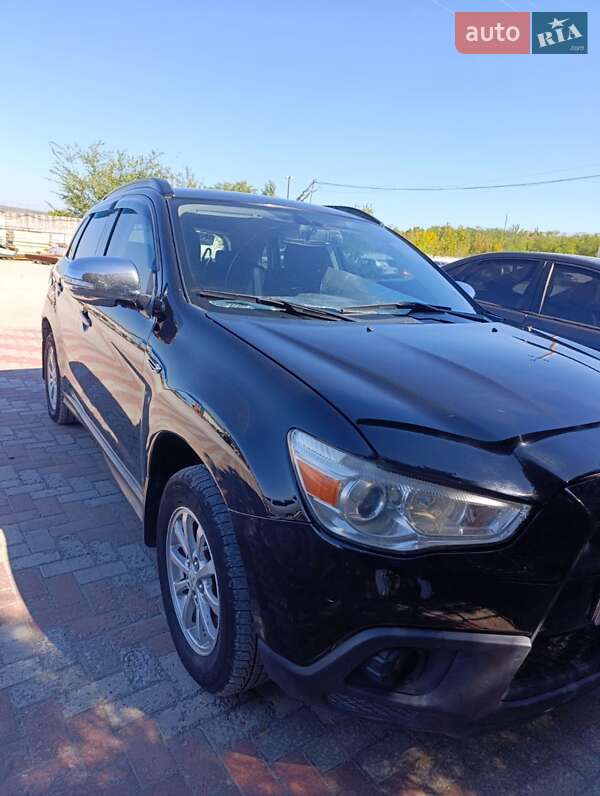 Внедорожник / Кроссовер Mitsubishi ASX 2011 в Новомосковске