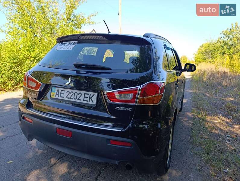 Внедорожник / Кроссовер Mitsubishi ASX 2011 в Новомосковске