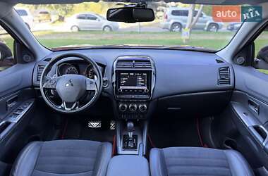 Внедорожник / Кроссовер Mitsubishi ASX 2021 в 