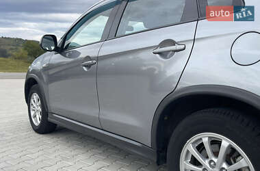 Внедорожник / Кроссовер Mitsubishi ASX 2017 в 