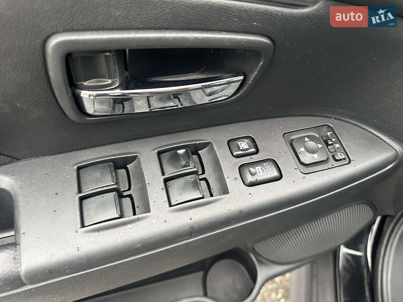 Внедорожник / Кроссовер Mitsubishi ASX 2015 в Тернополе фото 22 Внедорожник / Кроссовер Mitsubishi ASX 2015 в Тернополе