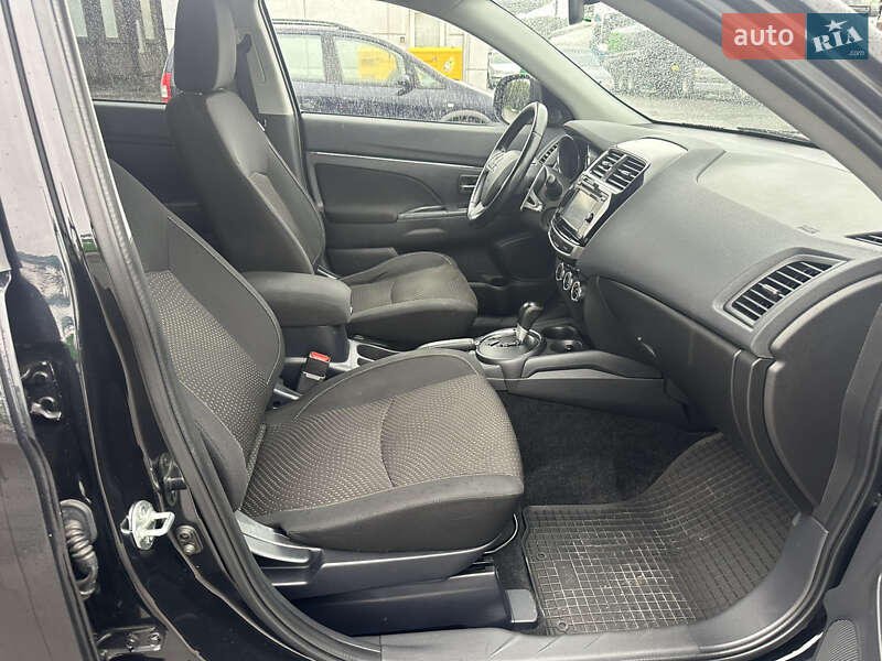 Внедорожник / Кроссовер Mitsubishi ASX 2015 в Тернополе фото 28 Внедорожник / Кроссовер Mitsubishi ASX 2015 в Тернополе