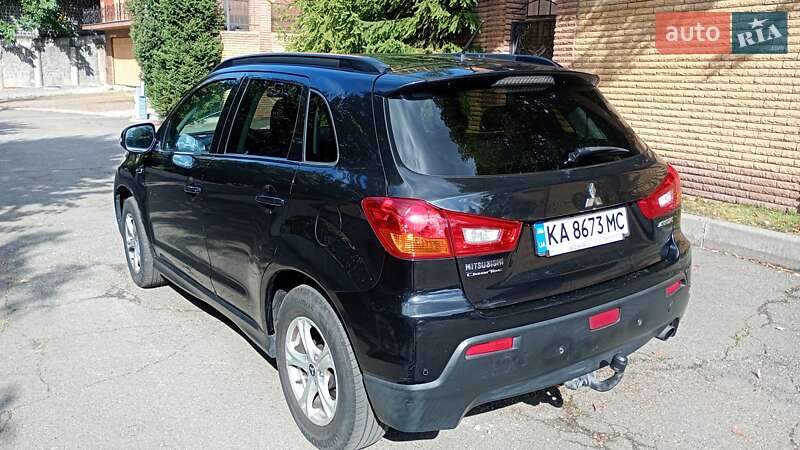 Внедорожник / Кроссовер Mitsubishi ASX 2010 в Киеве