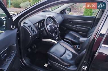 Внедорожник / Кроссовер Mitsubishi ASX 2011 в 