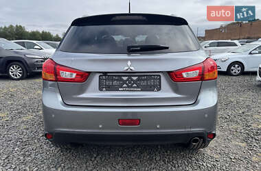 Внедорожник / Кроссовер Mitsubishi ASX 2015 в 